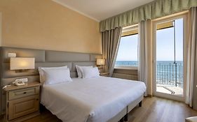 B&B HOTEL Diano Marina Palace